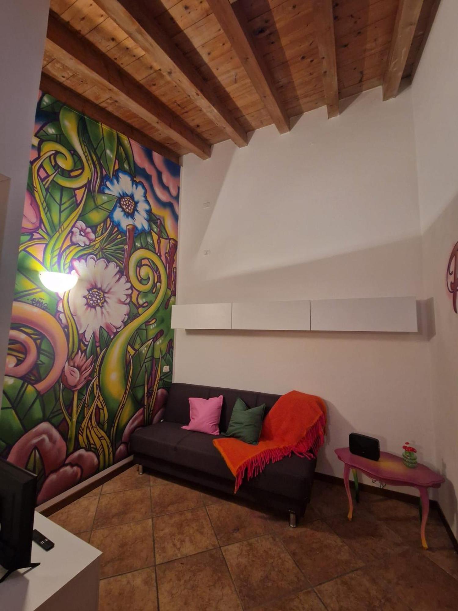 Pati Bilocale - Graffiti'S Apartment Bergamo Exterior photo
